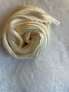 New  Ivory Ecru White Cream Diamond Scarf Wrap Solid Pattern Pleated Women